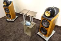 The Benefits of Selling High-End Home Audio Systems