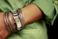 Bangle Bracelets Stacking Ideas for a Chic Look