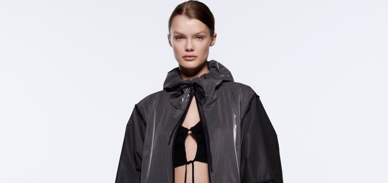 Raincoats That Are Both Stylish and Practical for All Occasions