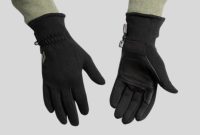 A Guide to Choosing Warm and Stylish Gloves and Mittens