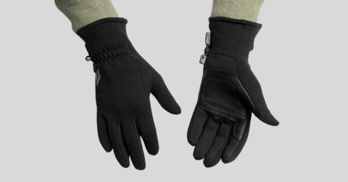 A Guide to Choosing Warm and Stylish Gloves and Mittens