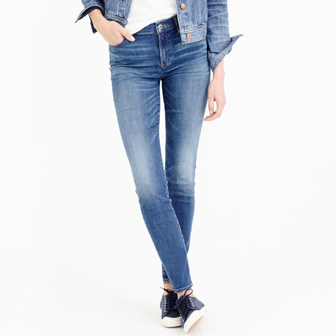 High Waist Jeans That Flatter Every Body Type