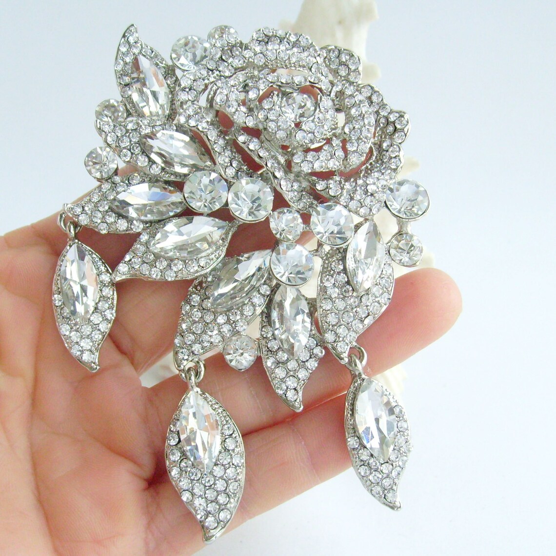 Brooches for Bridal Wear Elegant Finishing Touches