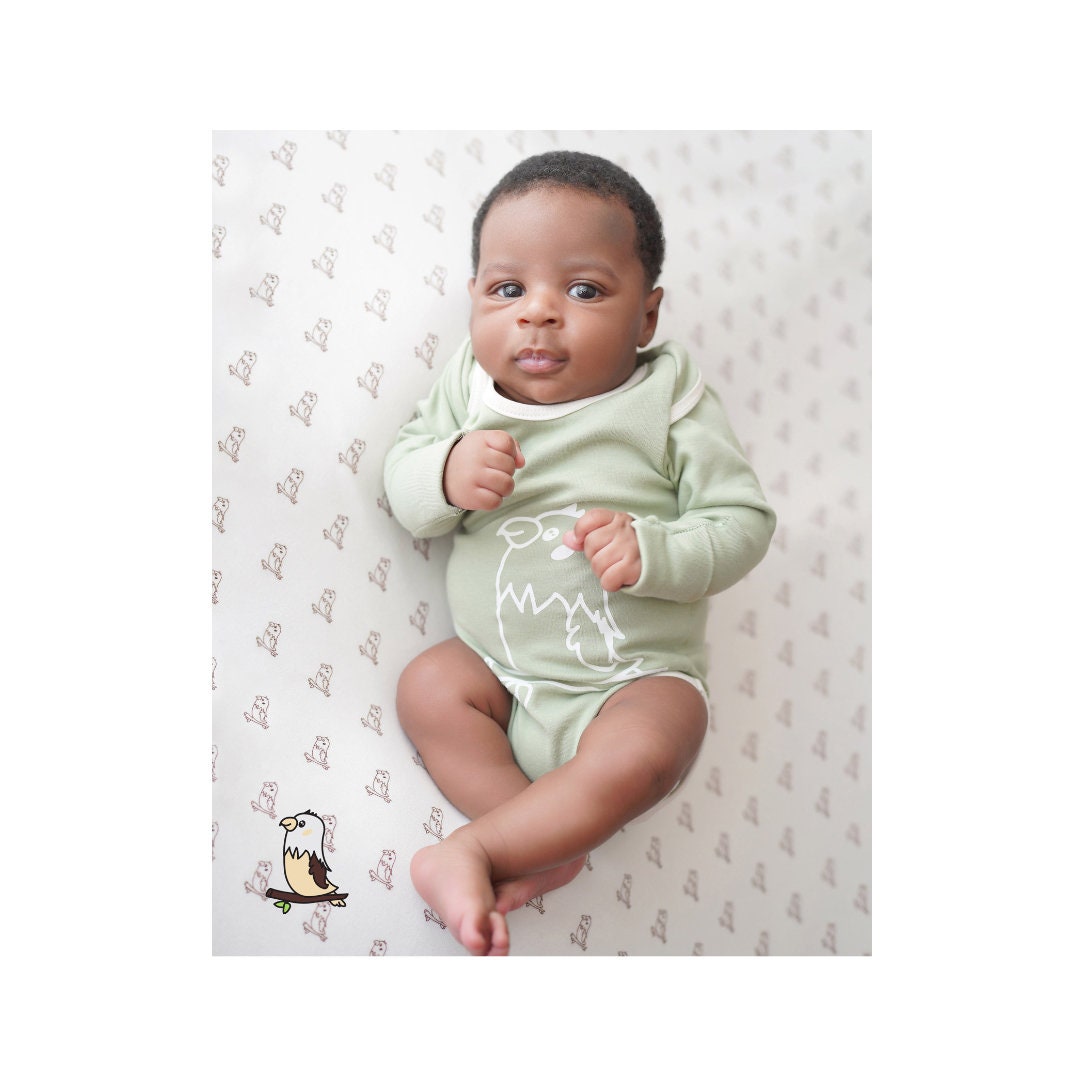 Best Organic Cotton Onesies for Newborns – Comfort and Style