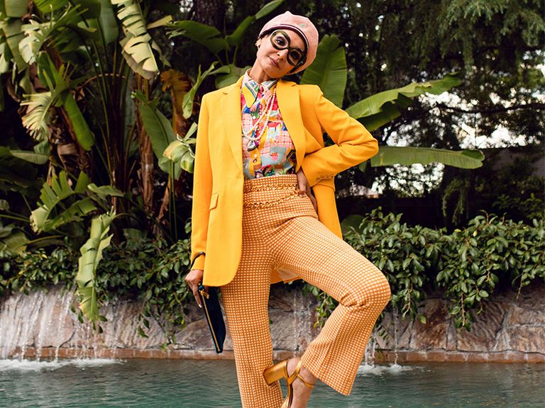 What Are The Key Pieces Of A Timeless Wardrobe Collection