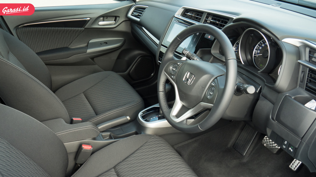 Aksesori Penting Untuk Meningkatkan Kenyamanan Berkendara