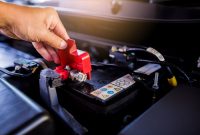 Apa Saja Gejala Saat Aki Mobil Mulai Lemah